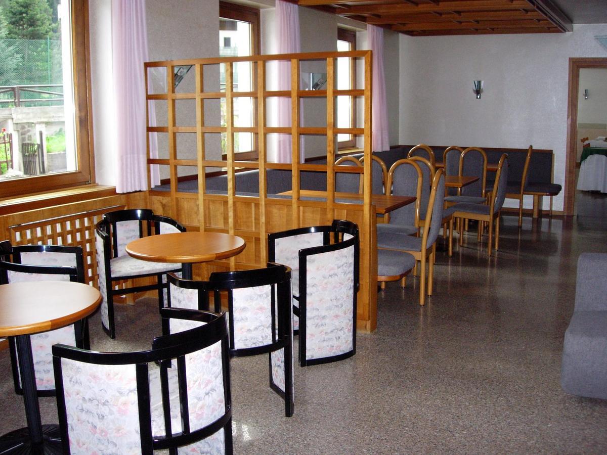 פונטה די לניו Hotel Bleis מראה חיצוני תמונה